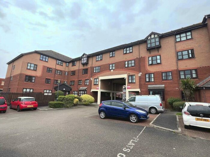 2 Bedroom Flat For Sale In St.Annes Court, St Annes Road, Blackpool, FY4