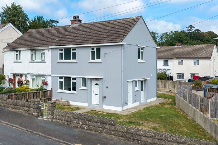 3 Bedroom Semi-Detached House For Sale In Maesyderi, Llechryd, SA43