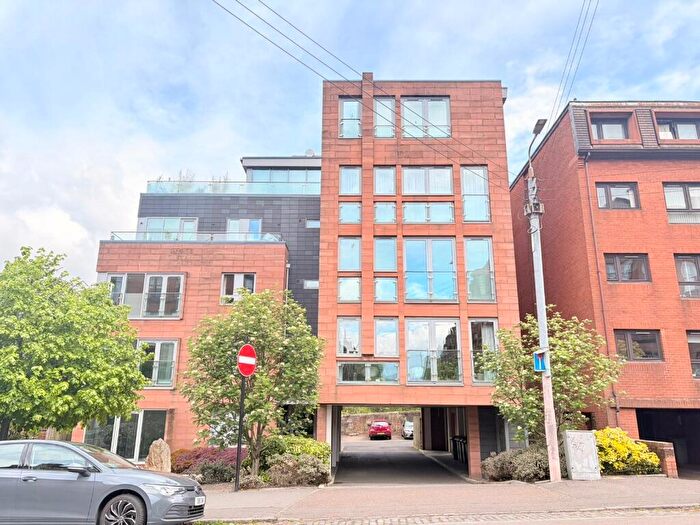 2 Bedroom Flat To Rent In Novar Drive, West End, Glasgow, G12