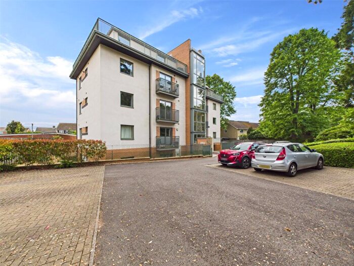 2 Bedroom Apartment For Sale In Belworth Drive, Cheltenham, Gloucestershire, GL51