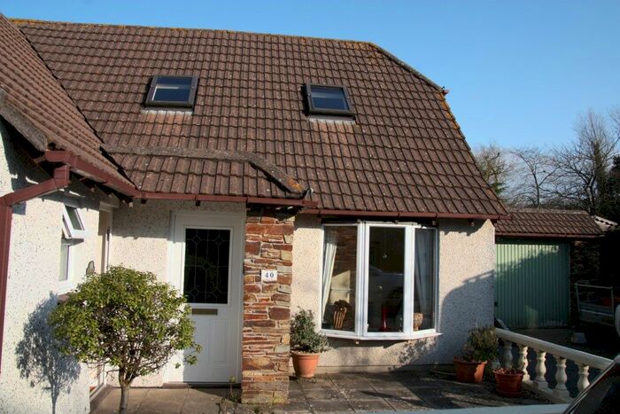 2 Bedroom Flat To Rent In Haye Road, Plymouth, PL9