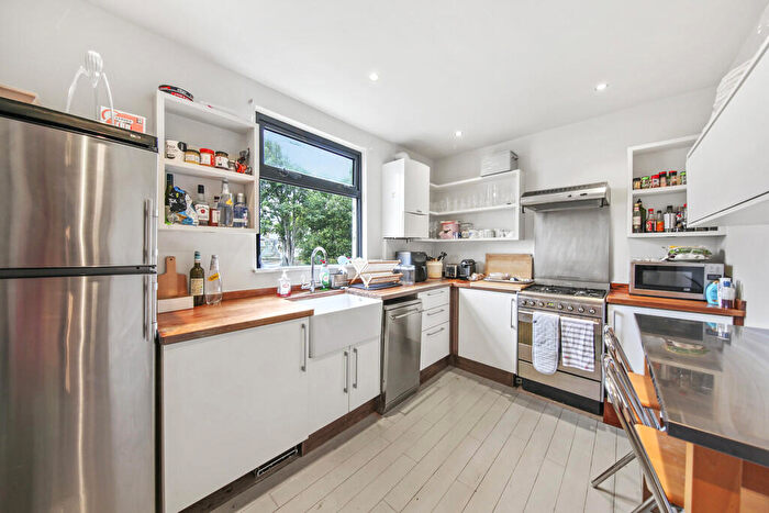 3 Bedroom Apartment To Rent In Leighton Gardens, London, NW10