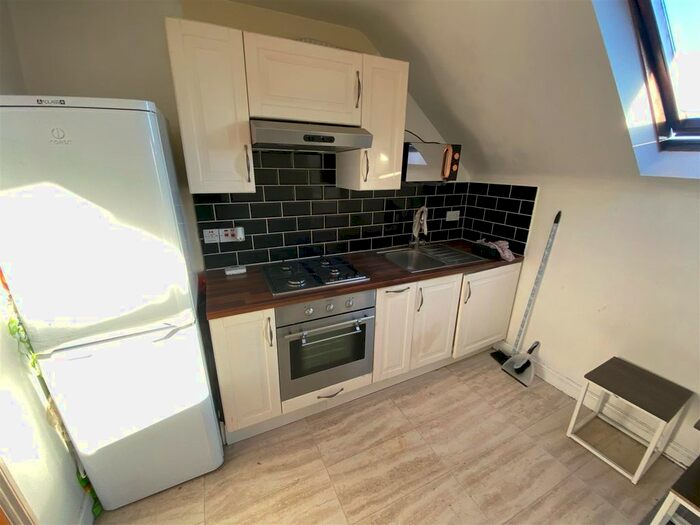 1 Bedroom Flat To Rent In Lansdowne Road, London, N17