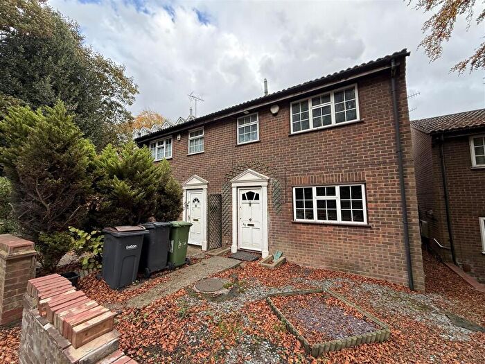 3 Bedroom Terraced House To Rent In Crawley Green Road, Luton, LU2