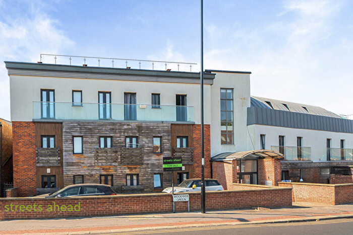 1 Bedroom Apartment For Sale In Flat, Spence Court, Woodside Green, London, SE25