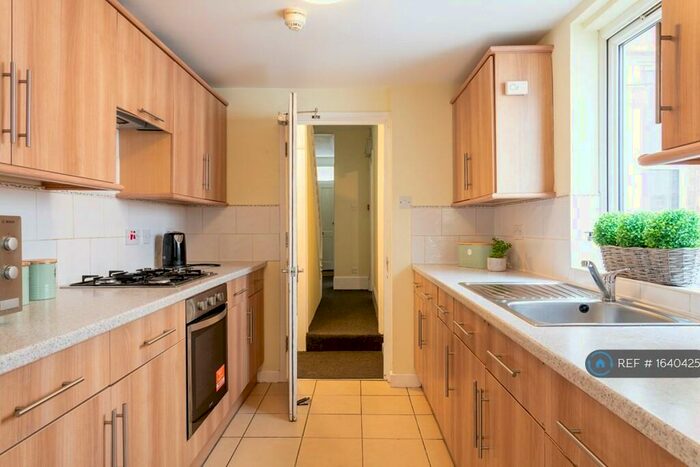 6 Bedroom Terraced House To Rent In Marle Hill Parade, Cheltenham, GL50