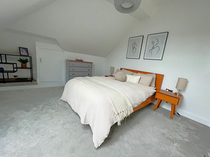 1 Bedroom Flat For Sale In Apex House, Edenbridge, TN8