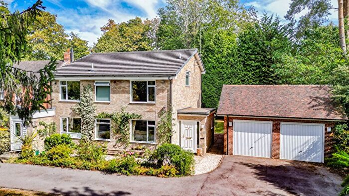4 Bedroom Detached House For Sale In Oakfield, Hawkhurst, TN18