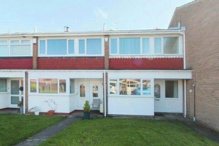 2 Bedroom Terraced House To Rent In Willow Crescent, Blyth, NE24