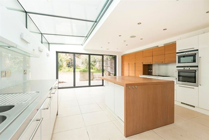 4 Bedroom Terraced House To Rent In Grove Hill Road, London, SE5