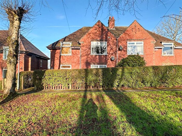 3 Bedroom Semi-Detached House To Rent In Carlton Terrace, Leek, Staffordshire, ST13