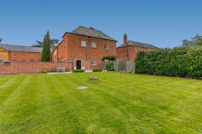 4 Bedroom Country House For Sale In Elmley House, Dunstall Court, Croome D'abitot, Severn Stoke, Worcestershire, WR8