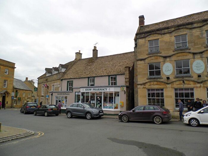 3 Bedroom Flat To Rent In Stow-on-the-Wold, GL54