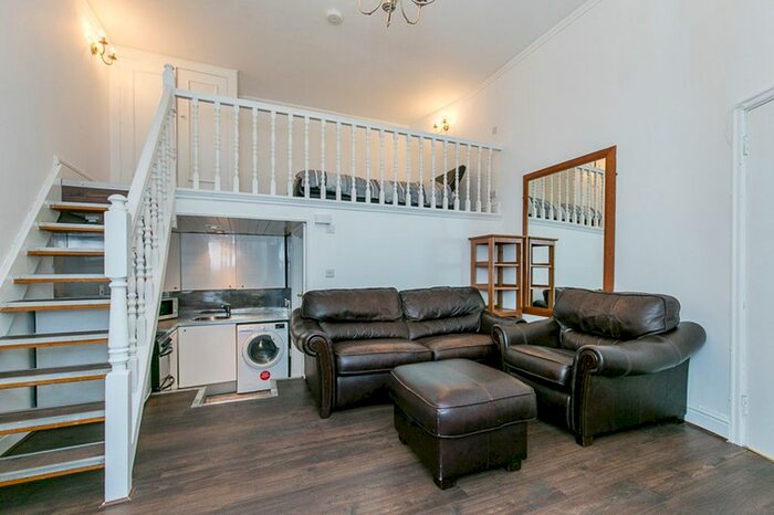 1 Bedroom Flat To Rent In Queens Gate, South Kensington, SW7