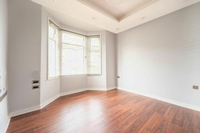 5 Bedroom Terraced House To Rent In Seven Kings, Seven Kings, Ilford, IG3