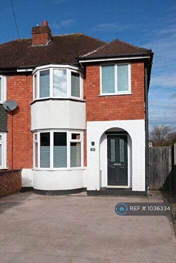 2 Bedroom Semi Detached House To Rent In Parkdale Road, Birmingham, B26