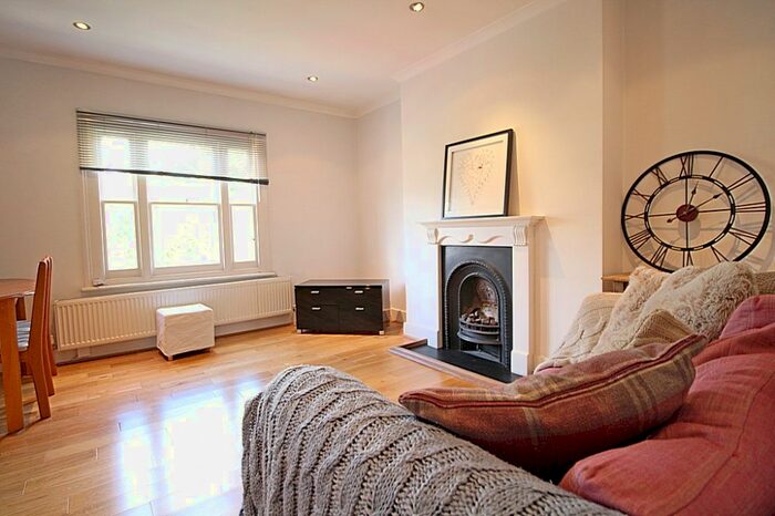 1 Bedroom Flat To Rent In Grange Park, Ealing, W5