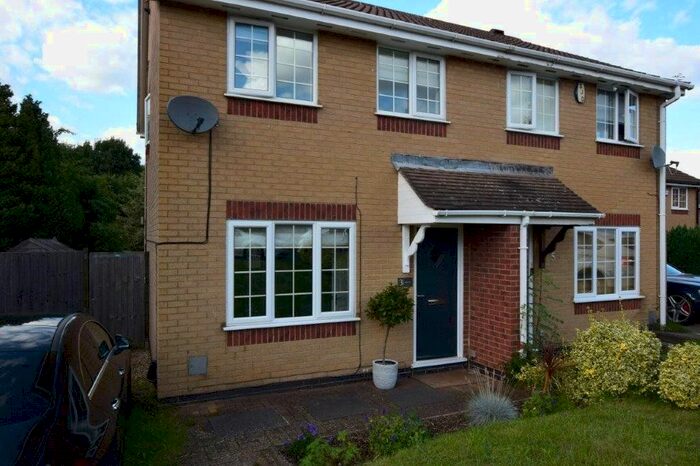 3 Bedroom Semi-Detached House To Rent In Merry Hill, West Hunsbury, Northampton, NN4