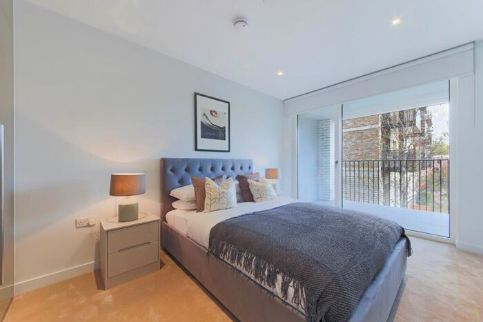 1 Bedroom Flat For Sale In Elephant Park, Sayer Street, Elephant And Castle, London, SE17