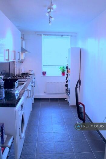 1 Bedroom Flat To Rent In Haslam Close, London, N1