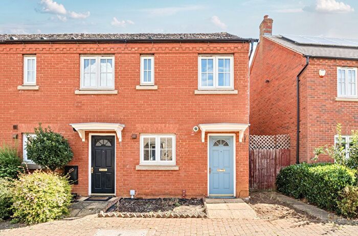 2 Bedroom Terraced House For Sale In Ibbett Lane, Potton, SG19