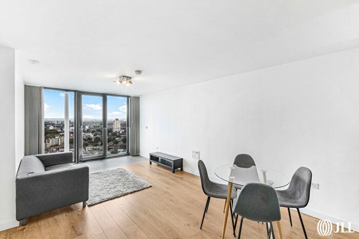 1 Bedroom Flat To Rent In Great Eastern Road, London, E15