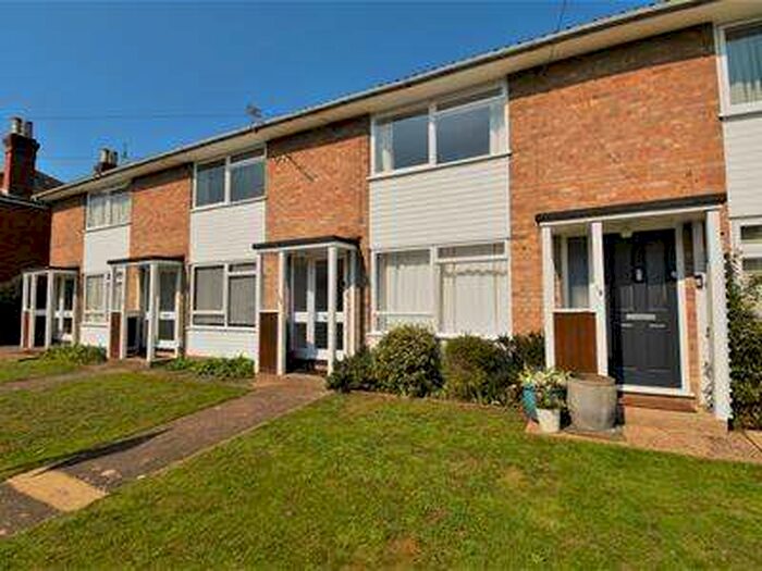 2 Bedroom House To Rent In Cromwell Road, Maidenhead, SL6