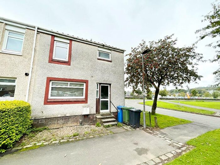 3 Bedroom Semi-Detached House To Rent In Portsoy, Erskine, Renfrewshire, PA8