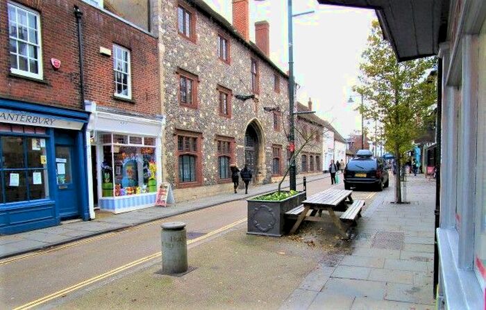 5 Bedroom Terraced House To Rent In Palace Street, Canterbury CT1