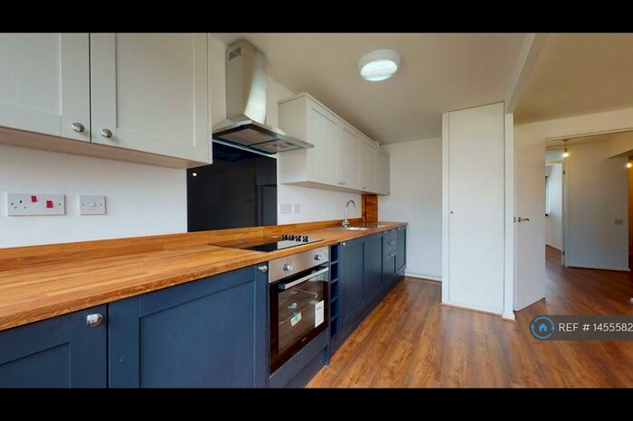 1 Bedroom Flat To Rent In Illingworth Close, Mitcham, CR4