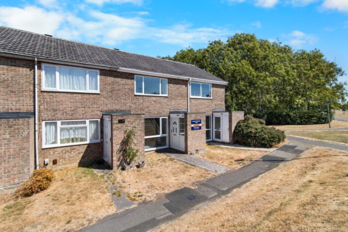 2 Bedroom Terraced House For Sale In Larksfield, Swindon, SN3