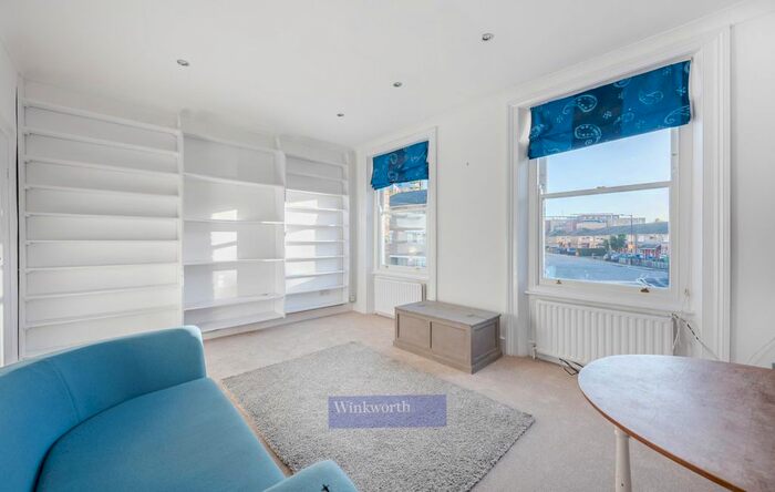 2 Bedroom Flat To Rent In Brook Drive, London, SE11