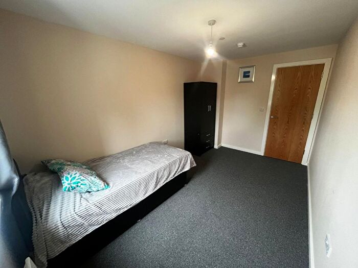 2 Bedroom Flat To Rent In Drawbridge House, City Road, Manchester, M15