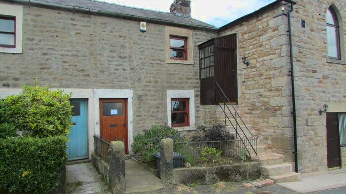 2 Bedroom House To Rent In Quernmore, Lancaster, LA2