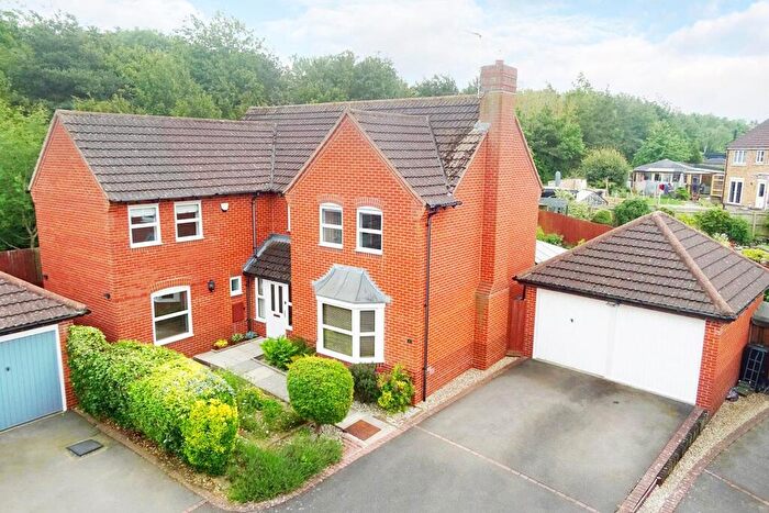 4 Bedroom Detached House For Sale In Fernfield Close, Market Harborough, LE16