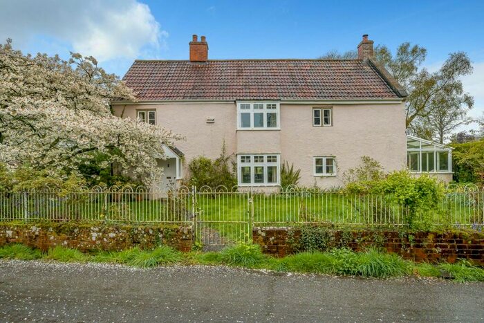 4 Bedroom Detached House For Sale In Corton, Corton, Warminster, BA12