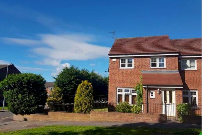 3 Bedroom Semi-Detached House To Rent In Leazes Lane, Bishop Auckland, DL14