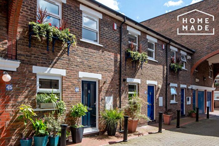 2 Bedroom Flat To Rent In Salisbury Place Amp; Sycamore House, SW9