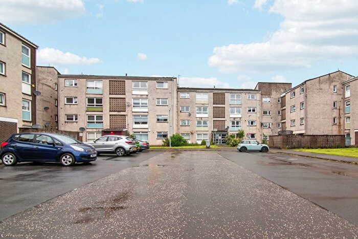 2 Bedroom Flat For Sale In George Court, Hamilton, ML3