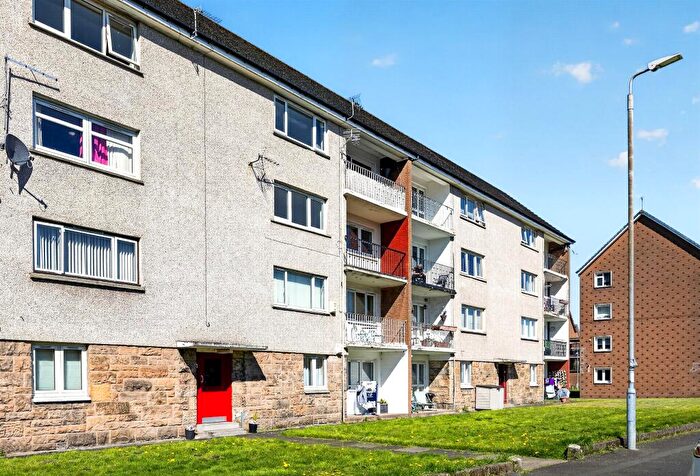 2 Bedroom Flat For Sale In Canal Terrace, Paisley, PA1