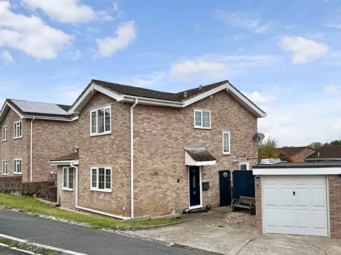 4 Bedroom Detached House To Rent In Sherford Road, Swindon, Wiltshire, SN25