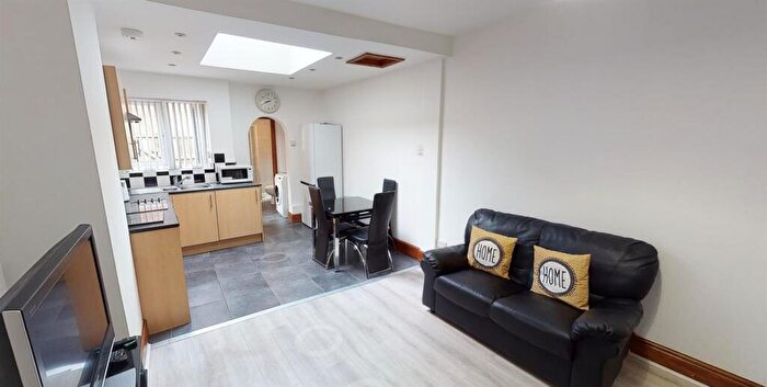4 Bedroom Terraced House To Rent In Reservoir Road, Edgbaston, B16