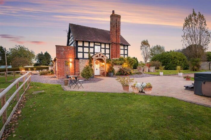 6 Bedroom Detached House For Sale In Neen Savage, Cleobury Mortimer, Kidderminster, Shropshire, DY14