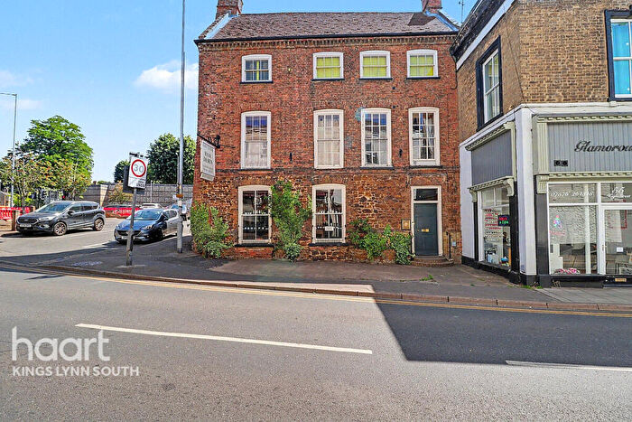 2 Bedroom Apartment For Sale In High Street, Downham Market, PE38