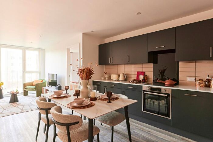 2 Bedroom Apartment To Rent In The Castings, Apt, Heyrod Street, Manchester, Greater Manchester, M1