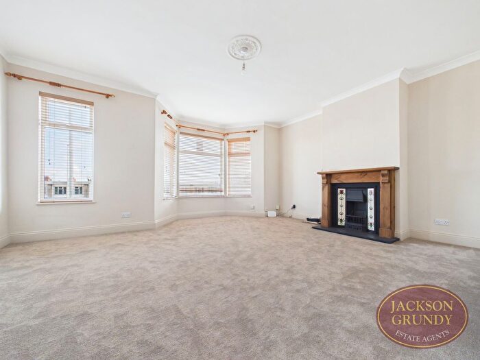 2 Bedroom Terraced House To Rent In Wellingborough Road, Abington, NN1