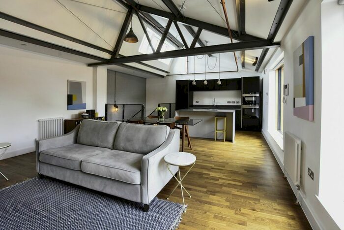 2 Bedroom Semi-Detached House To Rent In Legge Lane, Jewellery Quarter, Birmingham, B1