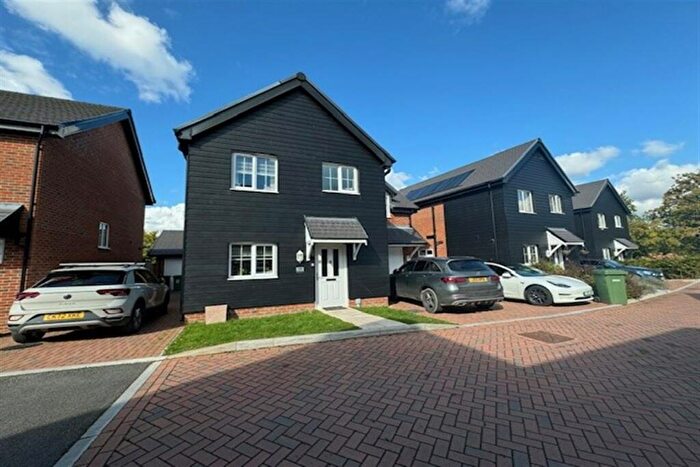 4 Bedroom Detached House To Rent In Mead Lane, Horton Heath, SO50