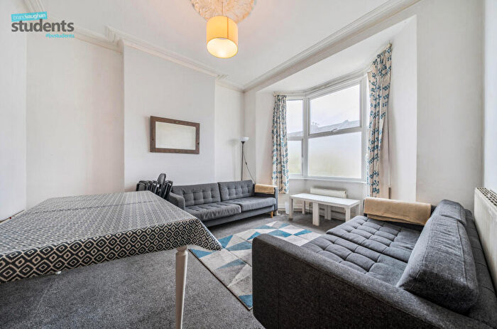 6 Bedroom End Of Terrace House To Rent In Upper Lewes Road, Brighton, East Sussex, BN2
