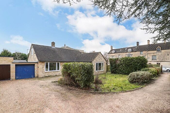 4 Bedroom Bungalow For Sale In Gloucester Street, Painswick, GL6